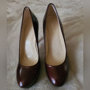Calvin Klein Heels Kendall  Burgundy Leather Platform  Snake Embossed Size 5